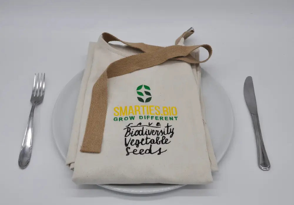 Apron “Smarties.bio – Grow Different” | Smarties.bio