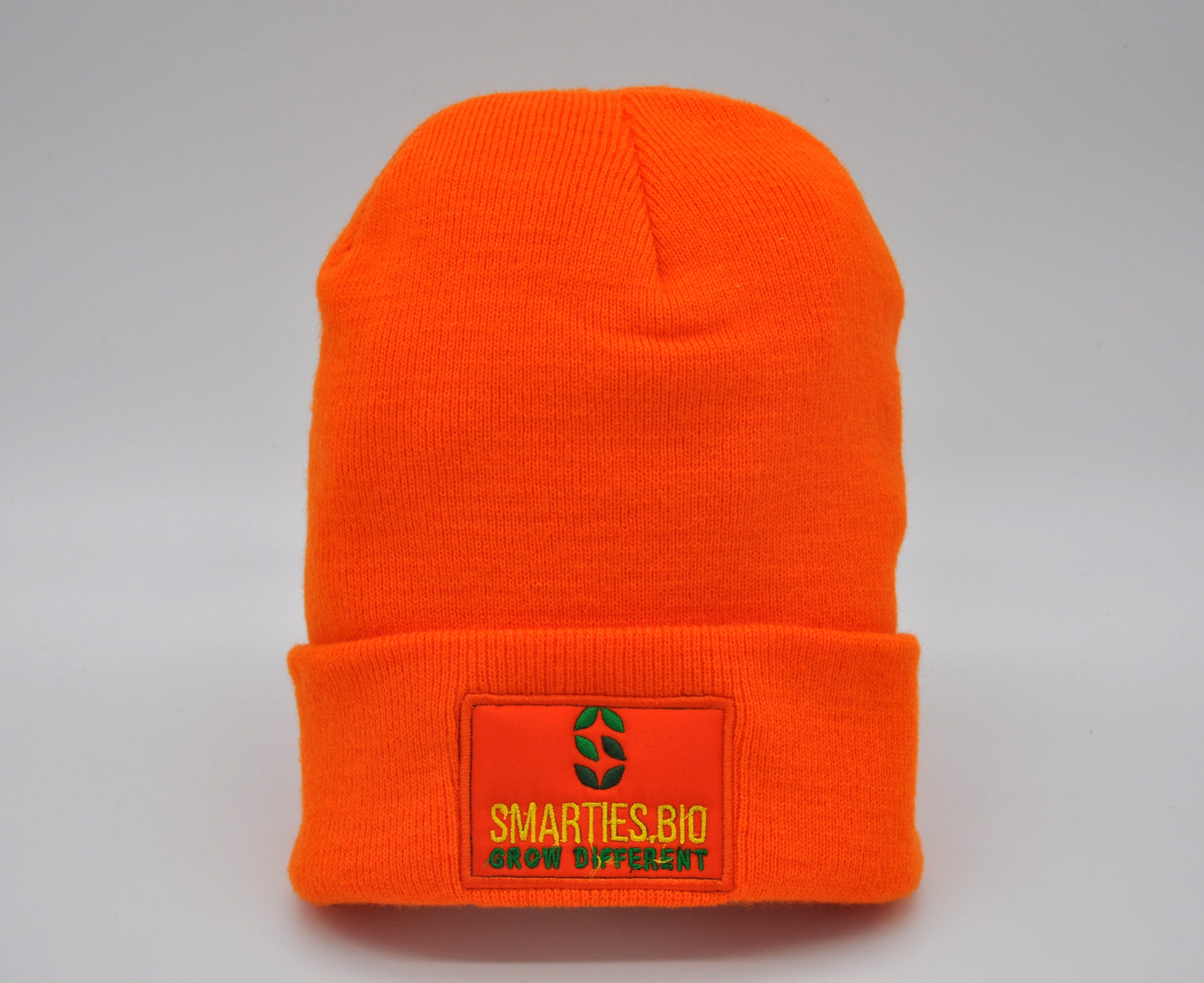 
                  
                    Beanie “Smarties.bio – Grow Different”
                  
                